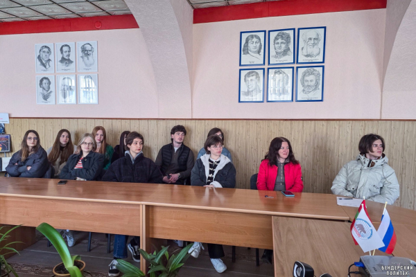 В Бендерах для студентов-архитекторов прошёл показ фильма о Прокофьеве 