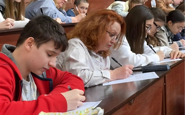 В Приднестровье написали Тотальный диктант