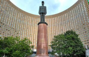 В Париже отметили юбилей поездки Шарля де Голля в СССР