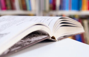Определены финалисты конкурса «Книга года»