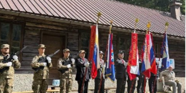 v-slovenii-pochtili-pamjat-sovetskih-voinov-i-slovenskih-partizan-pavshih-v-borbe-s-nacizmom-b95866c