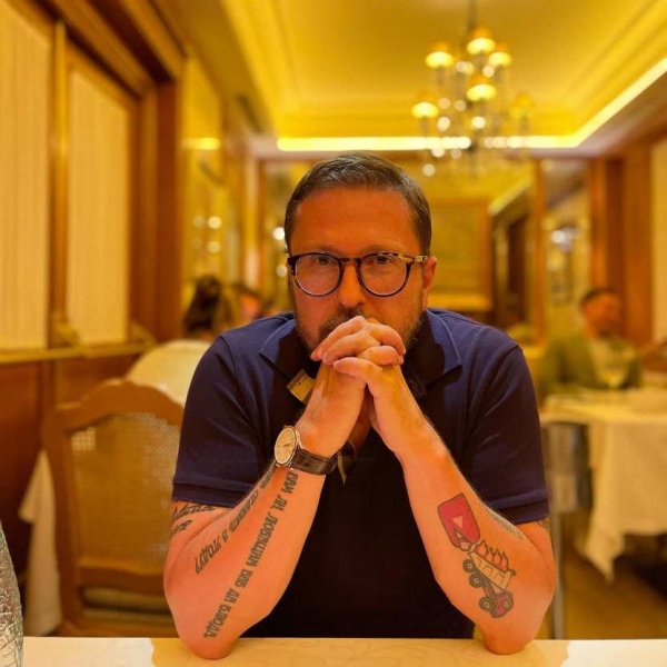 sharij-vysmejal-svjaz-mezhdu-napadeniem-putina-nanbspukrainu-inbsprostom-tarifov-zhkh-6800f29