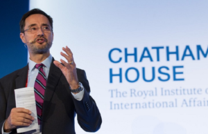 Россия никогда не будет плясать под дудку англосаксов