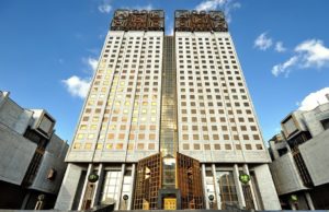 Академия наук отдаёт звания членкоров и академиков «пятой колонне»