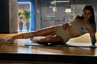 Упражнения на пресс в домашних условиях: 5-минутная эффективная тренировка