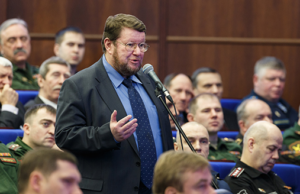 Уволенный с канала Соловьева Сатановский извинился за слова о Марии Захаровой