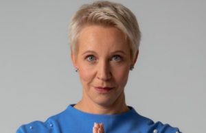 Уехавшая в Испанию Татьяна Лазарева заявила, что ее «насилуют»