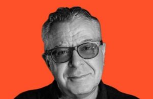 Андрей Ургант хотел дать свою фамилию сыну бывшей возлюбленной
