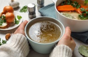 Что приготовить из варёной курицы? 3 полезных рецепта от врача