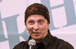 Песня девочки из Донбасса тронула до слёз звезду «Интернов» Ивана Охлобыстина
