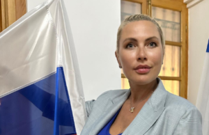 Наталья Рагозина впервые вышла в свет после смерти мужа