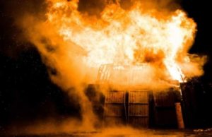 В Набережных Челнах трем женщинам потребовалась помощь после пожара в отеле