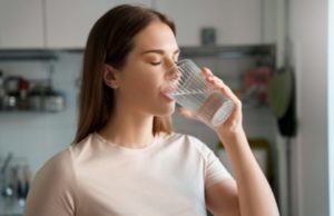 Влияет ли вода на старение: окислительно-восстановительный потенциал