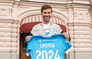 Федор Смолов стал отцом, у футболиста родилась дочь