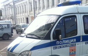 В Московской области при обрушении навеса пострадали 11 автомобилей