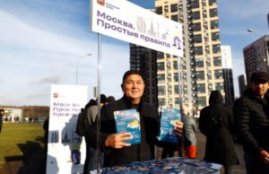 О жизни в Москве мигрантов стали консультировать прямо в автобусах