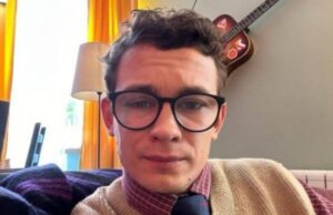 Продюсер Малков заявил, что Кологривого не вырежут из «Возвращения попугая Кеши» после дебоша