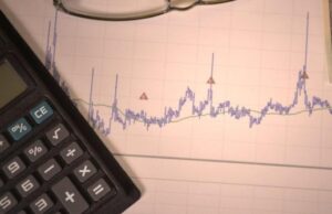 Эксперт Соловых рассказал об особенностях инвестиций в ценные бумаги
