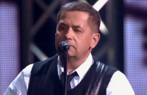 Певец Расторгуев опроверг массовую отмену концертов «Любэ»