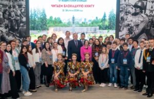 Молодежь из 10 стран приехала в Санкт-Петербург на проект «Читаем блокадную книгу»
