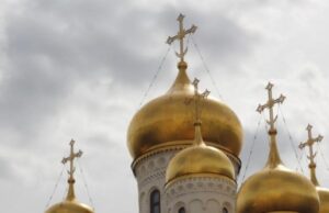Батюшка Осипов подверг сомнению веру людей, которые не посещают храм