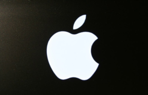 Смартфоны Apple iPhone 15 Plus стали доступнее в России