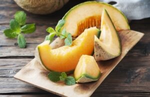 Как выбрать дыню спелую и сладкую: 5 советов