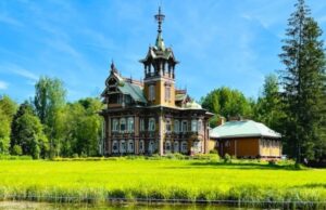 Топ-7 деревень в России, куда стоит поехать путешественнику — самые интересные деревни России