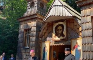 У русской часовни на перевале Вршич состоялась акция в честь Дня российско-словенской дружбы