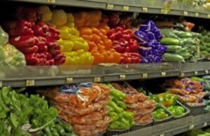 Гастроэнтеролог Сухорукова советует есть овощи с кожурой