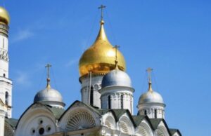 Священник РПЦ назвал православным верующим места силы для духовного утешения