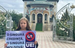 Молодые активисты оппозиционного блока «Победа» встали на защиту Православной Церкви Молдавии