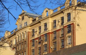 Стало известно, как изначально называли небоскребы в Москве