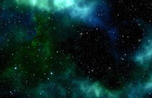 Черная дыра уничтожила звезду и использовала ее обломки, чтобы «избить» другую