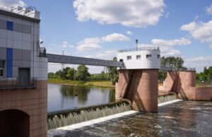 Заместитель мэра Москвы Бирюков поздравил с 220-летием Московского водопровода