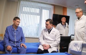 Андрей Воробьев посетил участников СВО в Краснознаменском госпитале им. Вишневского