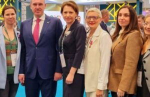 Губернатор Ханты-Мансийского автономного округа Кухарук встретился с лидерами народной дипломатии