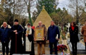 Память о героях Белого движения: панихида Союза потомков Галлиполийцев во Франции