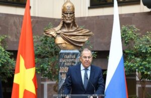 Выставка к 75-летию дипломатических отношений с Вьетнамом открылась в Москве