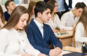 Правительство утвердило правила аттестации для выпускников за рубежом и беженцев