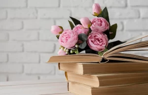 Ты сама можешь купить себе цветы! А можешь и классную книгу