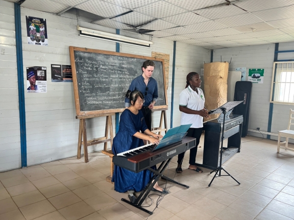 Студенты Московской консерватории провели мастер-класс в бенинском университете