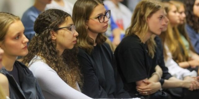 v-olimpiade-globalnyh-universitetov-prinjali-uchastie-predstaviteli-185-stran-967d5bf