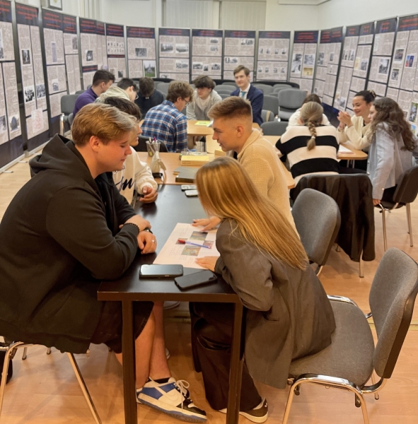 &laquo;Литература без границ&raquo; в Братиславе: студенты ищут формулу счастья на страницах Толстого