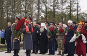 Санкт-Петербург принял блокадников из-за рубежа в дни празднования 80-летия Победы
