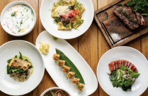 С новым роллом! А еще с окрошкой, стейком и горячим: обновление меню в «Колбасный цех & Магадан»