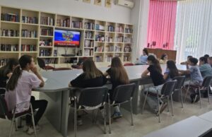 Школьникам в Баня-Луке рассказали о государственных символах России