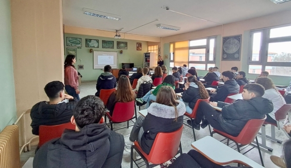 8b6d8671d751a582325c6600a18ae913