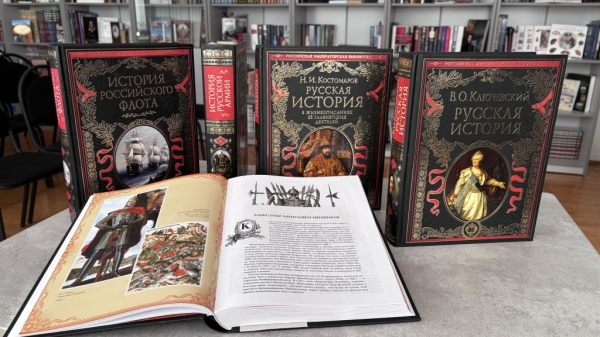 Сокровища русской культуры: в Могилёвской областной библиотеке проходит выставка ко Дню России