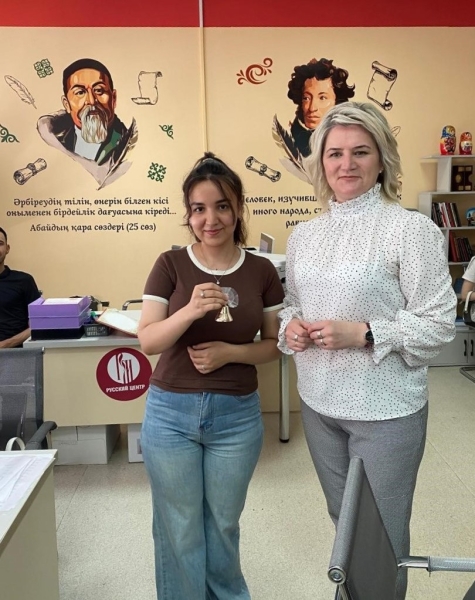 Русские падежи через историю Новгорода: в Алма-Ате прошёл языковой мастер-класс Русские падежи через историю Новгорода: в Алма-Ате прошёл языковой мастер-класс